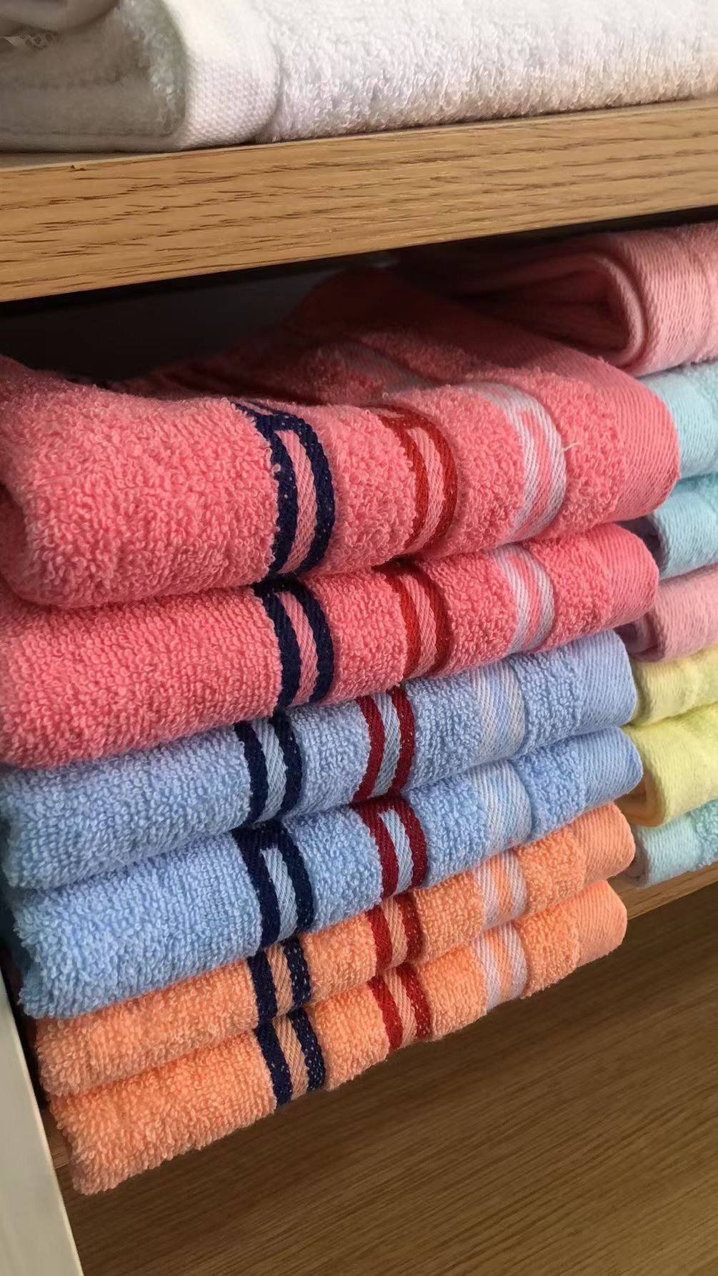 Assorted Face towels