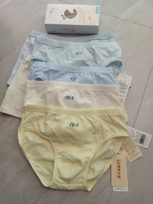 Baby underwear in a box-(must take 1000)